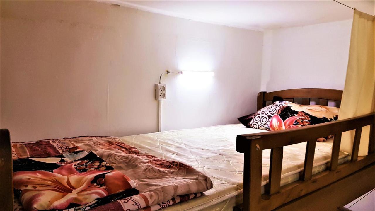 Backpackers Hostel Tbilisi Ngoại thất bức ảnh