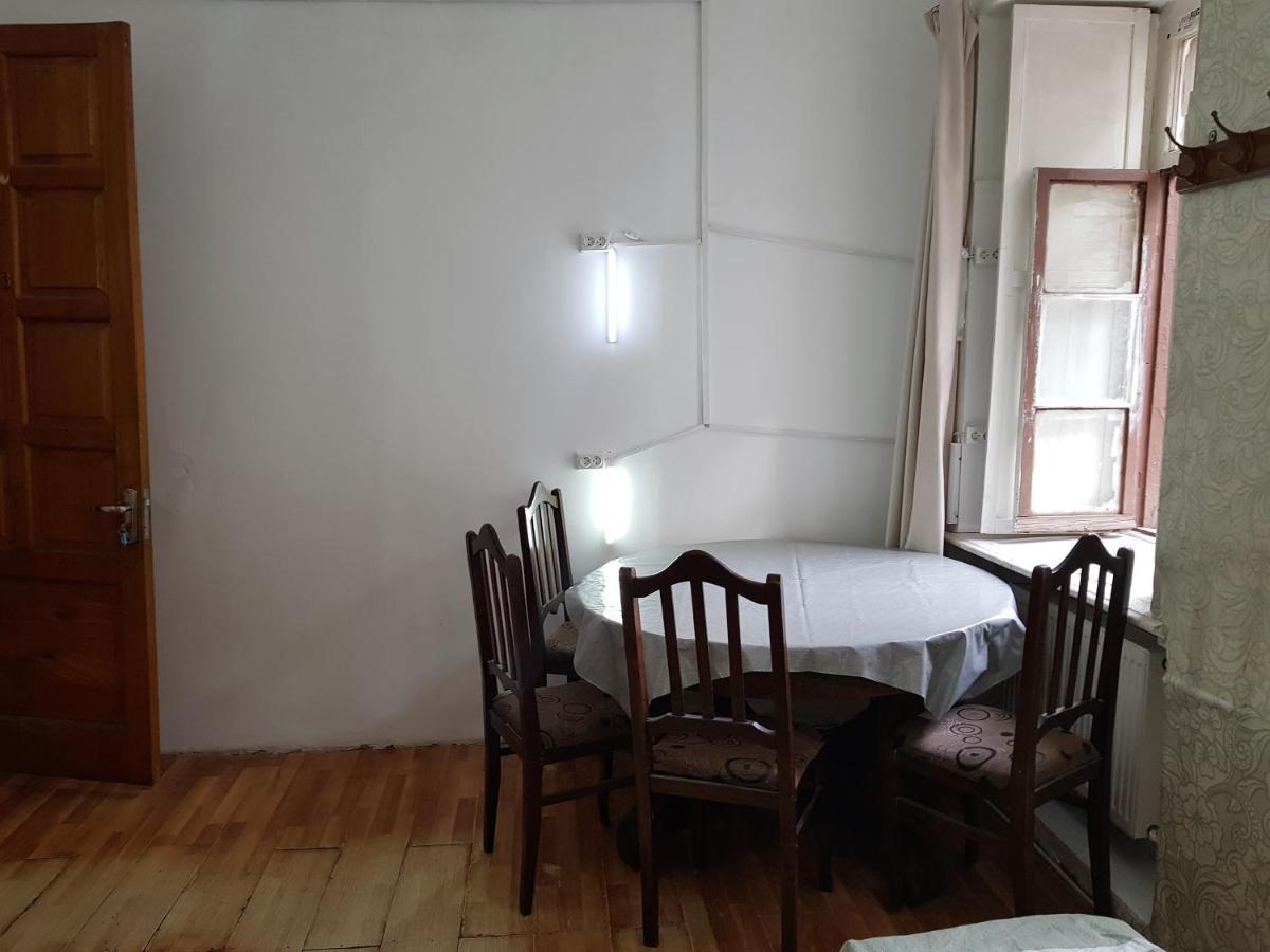 Backpackers Hostel Tbilisi Ngoại thất bức ảnh